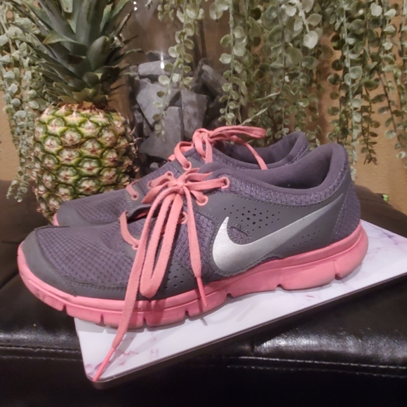 Nike Shoes - Nike Sneakers